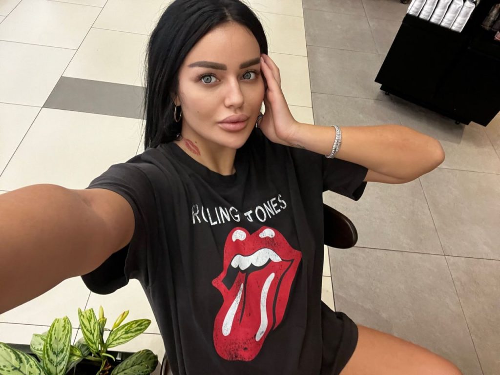 Portrait of Alania — top Dubai escort from Dubai