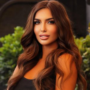 Sara — вип эскорт из Дубая