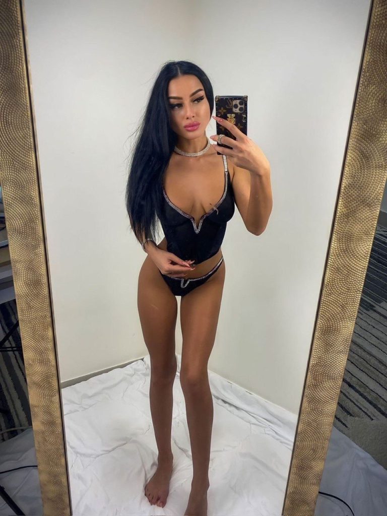 модель Amalia — VIP сопровождение в Дубае